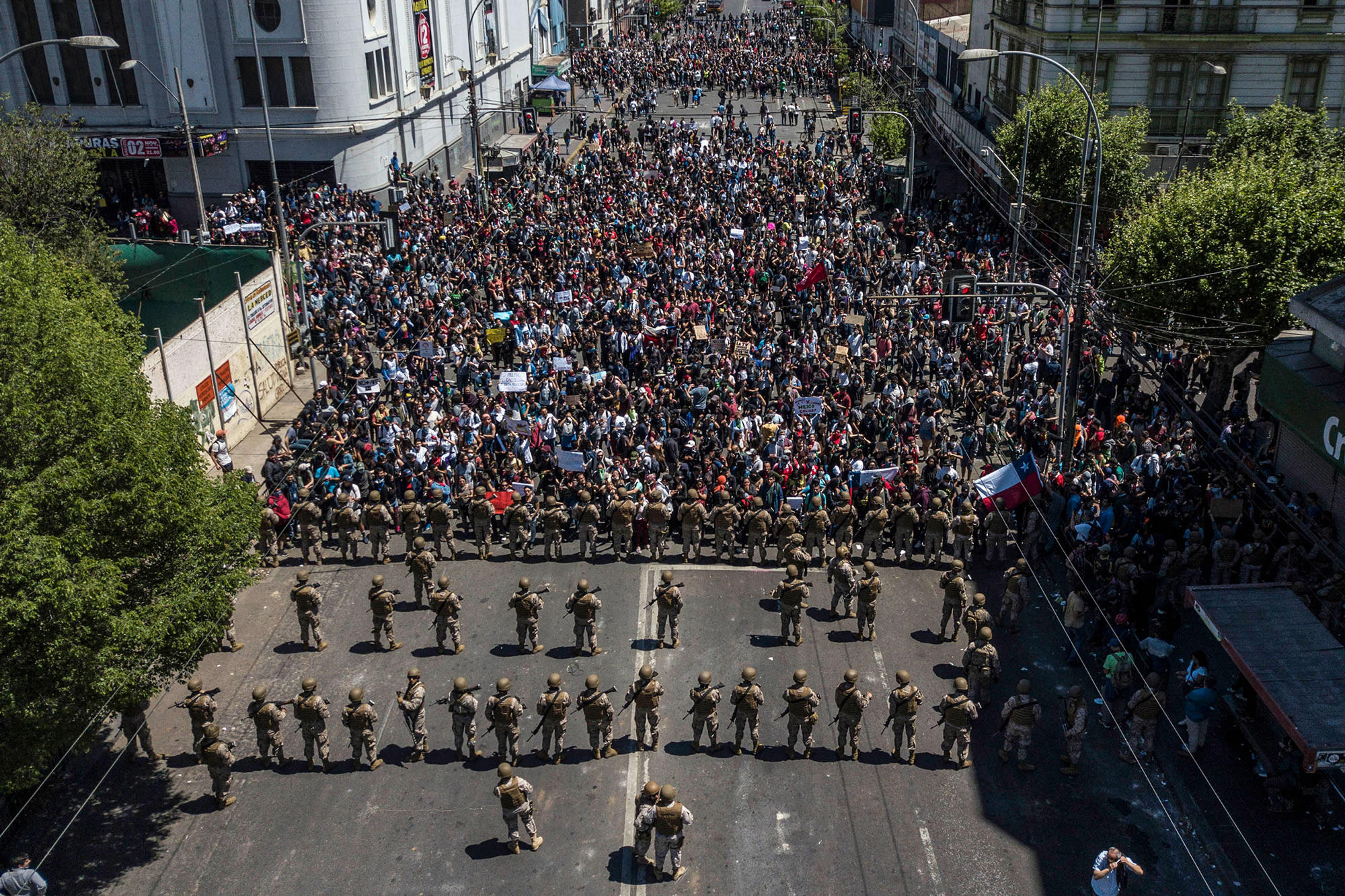 Evade Chile Communiqués